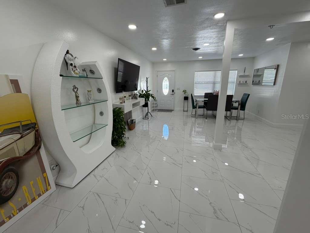 Image 4 of 42 For 13216 Forest Hills Drive