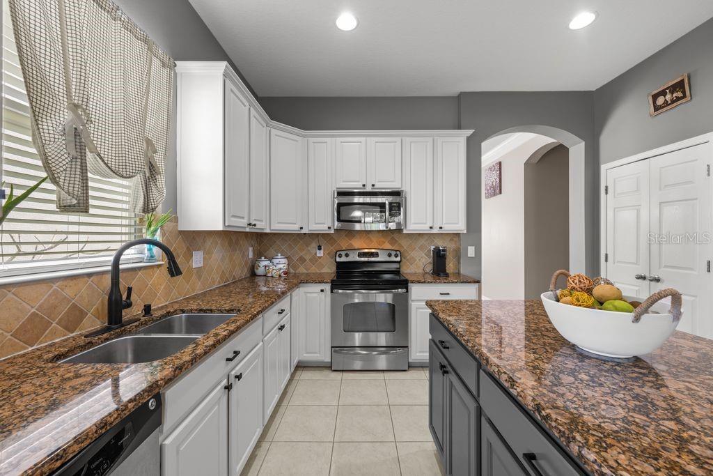 Image 10 of 41 For 11052 Ancient Futures Drive