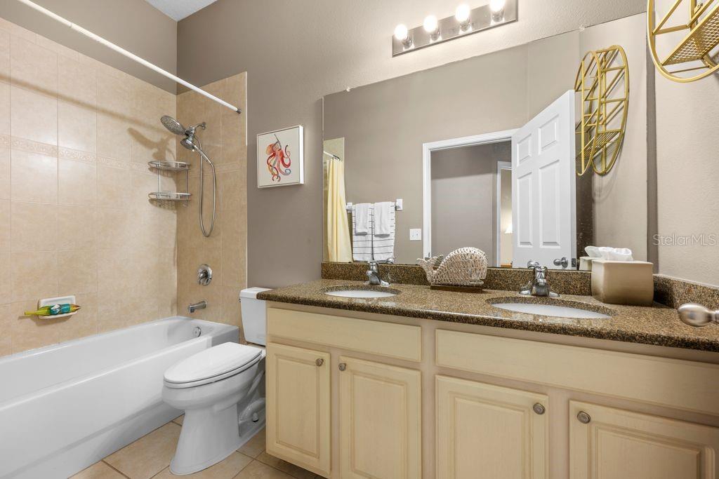 Image 26 of 41 For 11052 Ancient Futures Drive