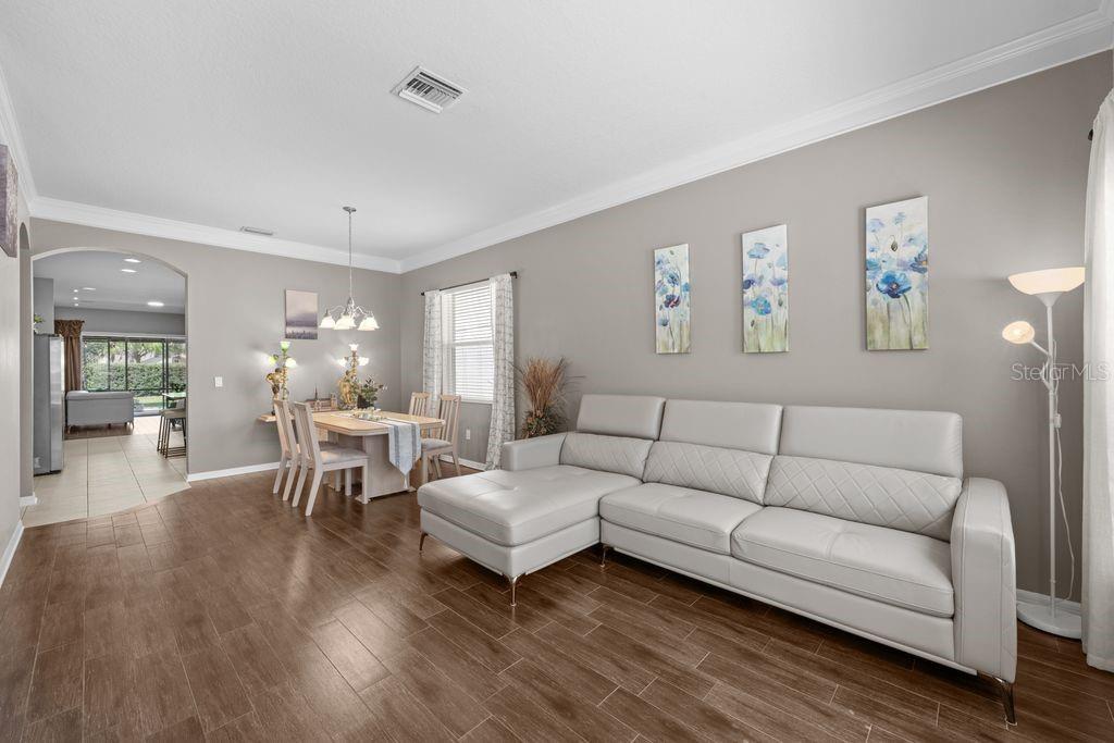 Image 6 of 41 For 11052 Ancient Futures Drive