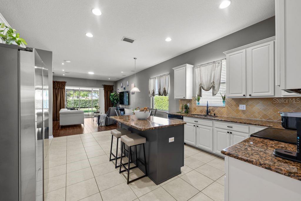 Image 9 of 41 For 11052 Ancient Futures Drive