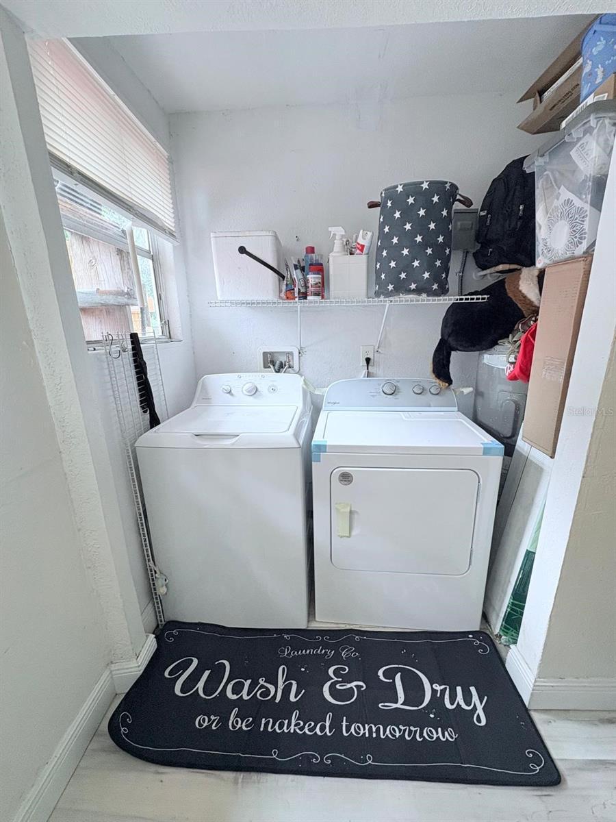 Image 30 of 39 For 10004 Memorial Highway