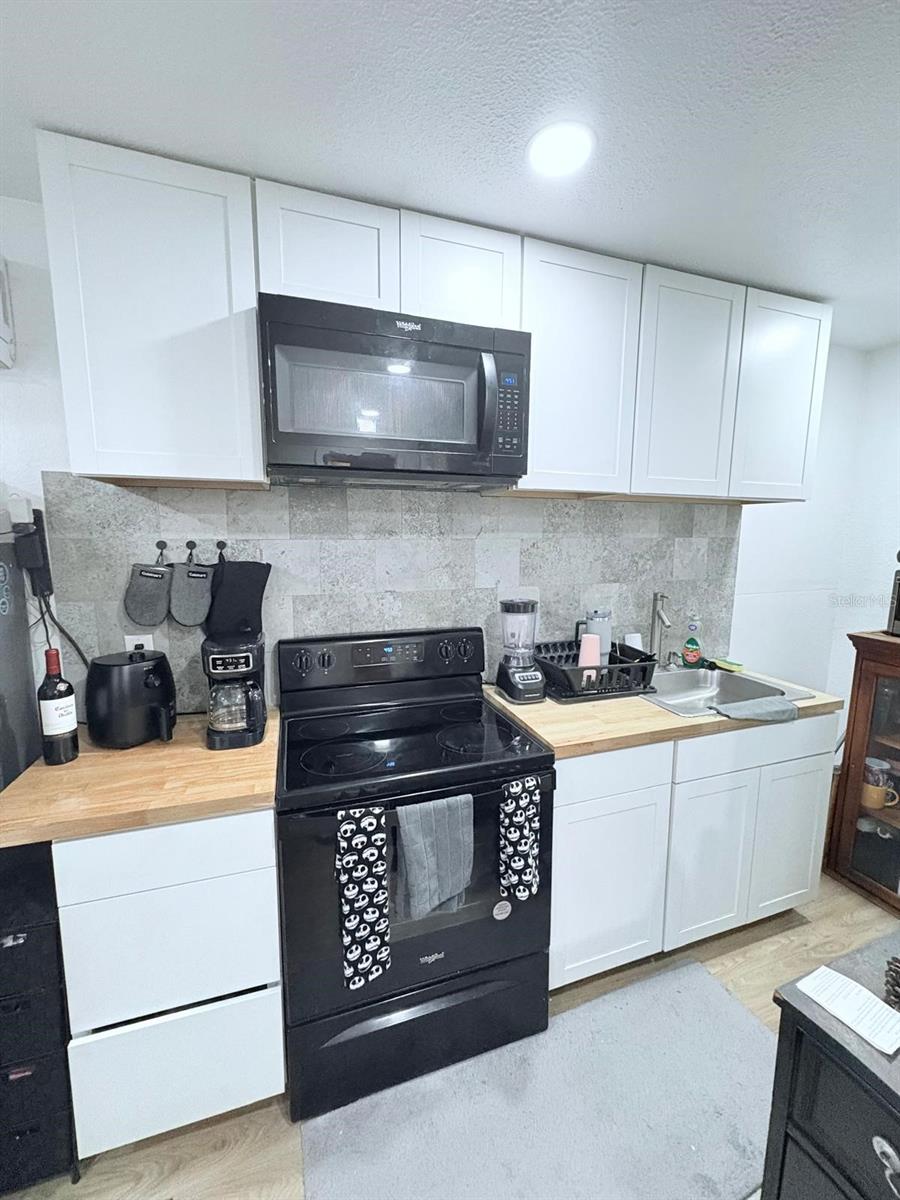 Image 34 of 39 For 10004 Memorial Highway