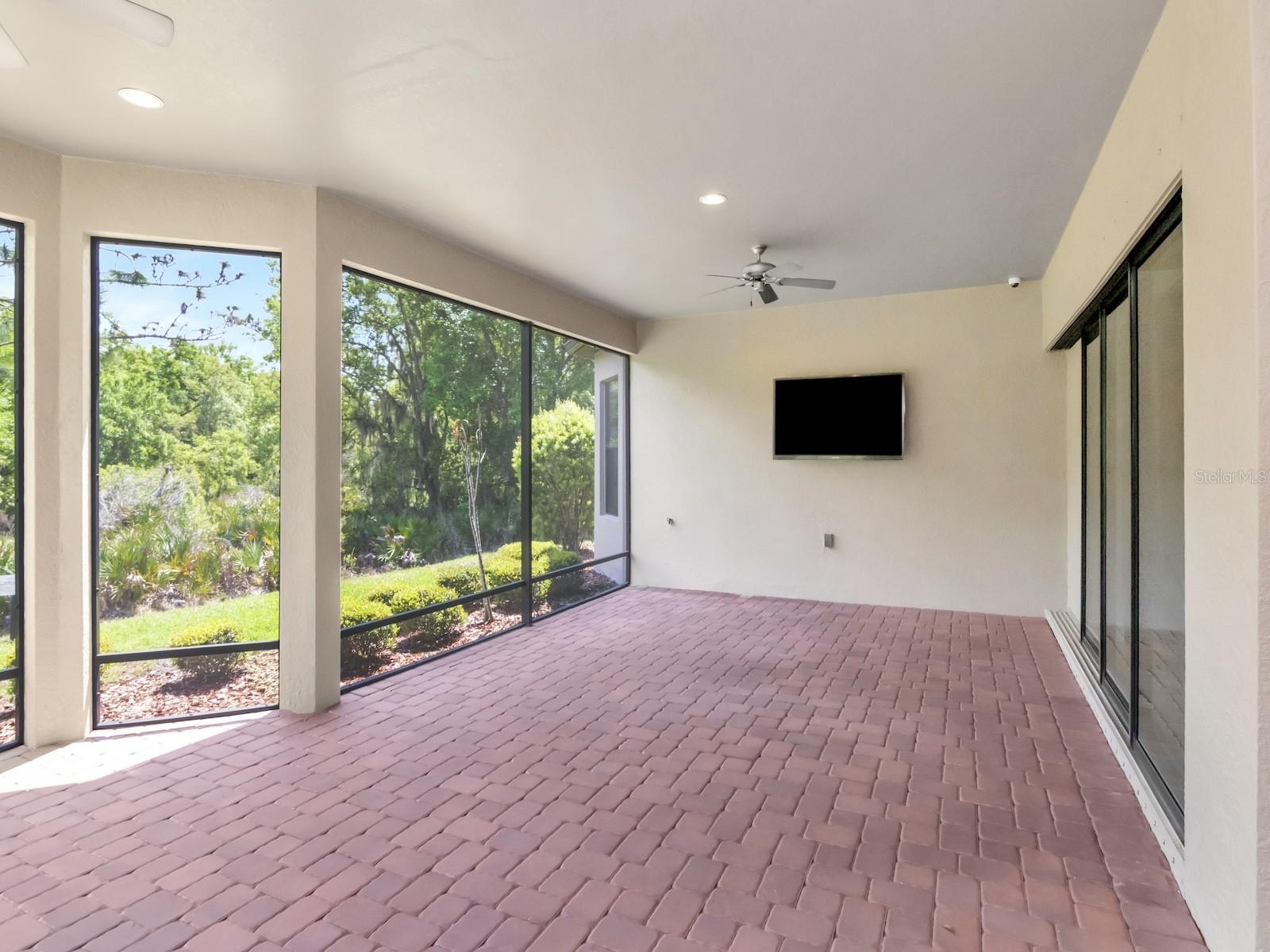 Image 34 of 61 For 20003 Umbria Hill Drive