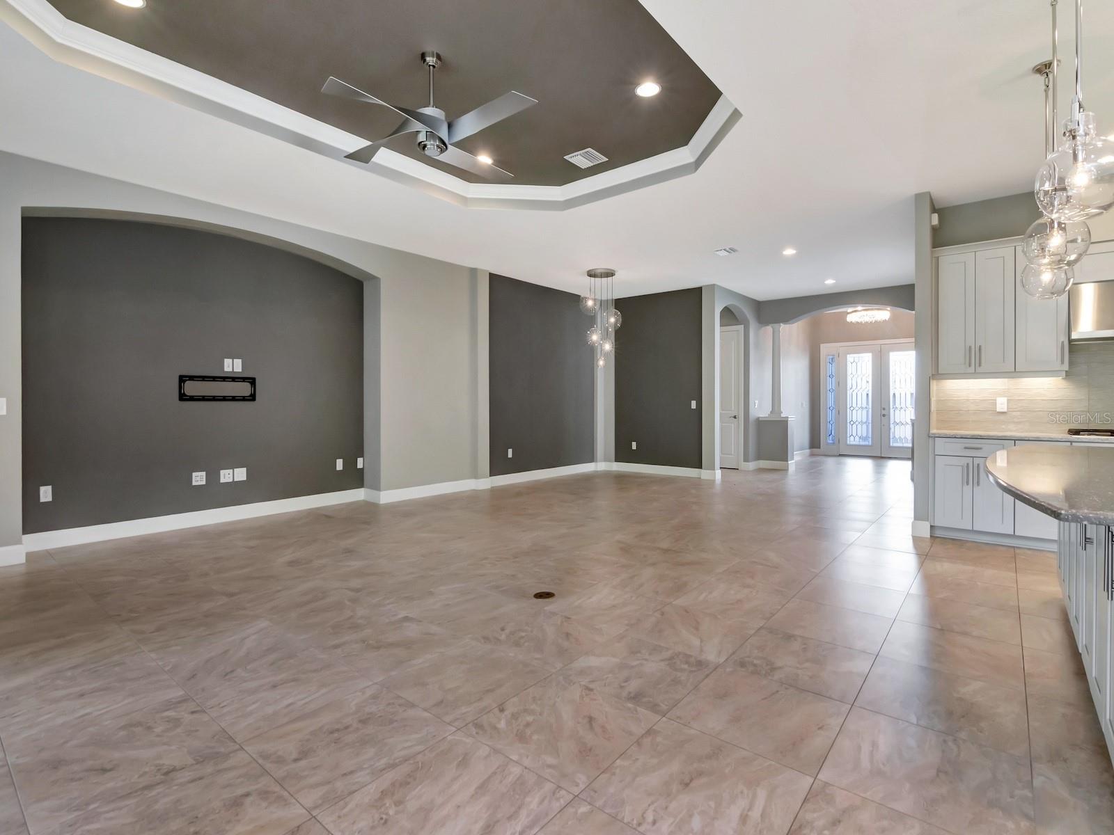 Image 9 of 61 For 20003 Umbria Hill Drive