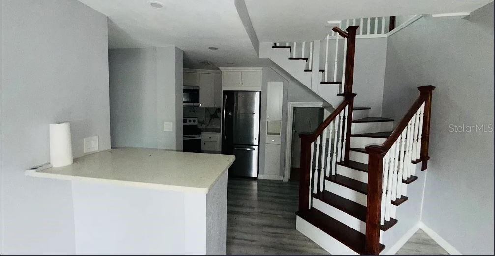 Image 7 of 20 For 1827 10th Street N