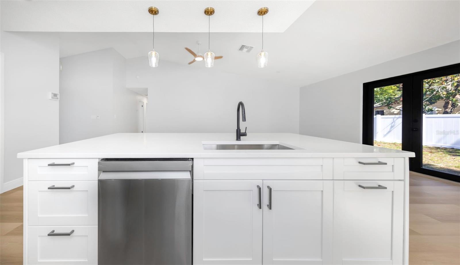 Image 22 of 54 For 8315 Temple Place