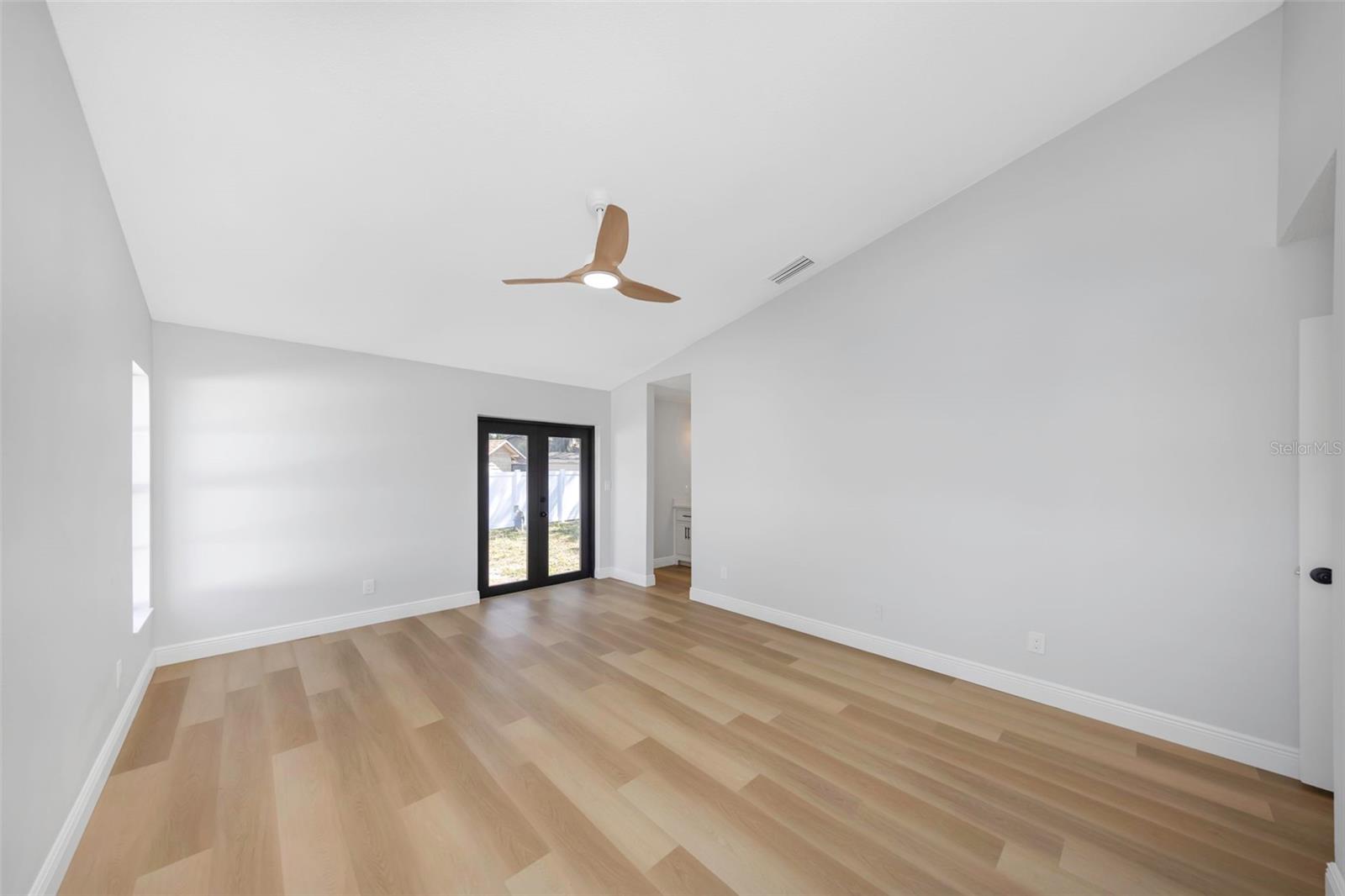 Image 37 of 54 For 8315 Temple Place