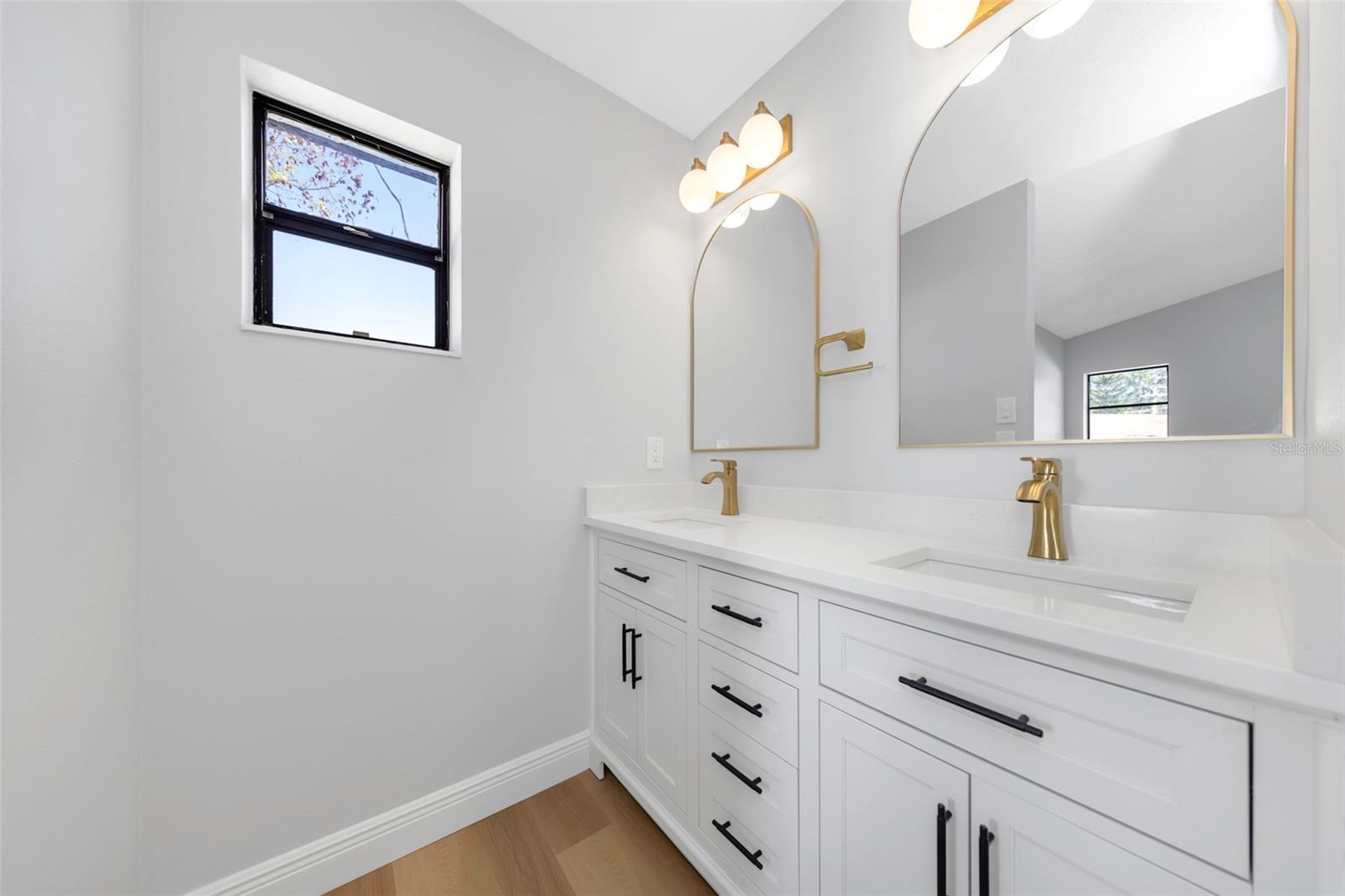 Image 45 of 54 For 8315 Temple Place