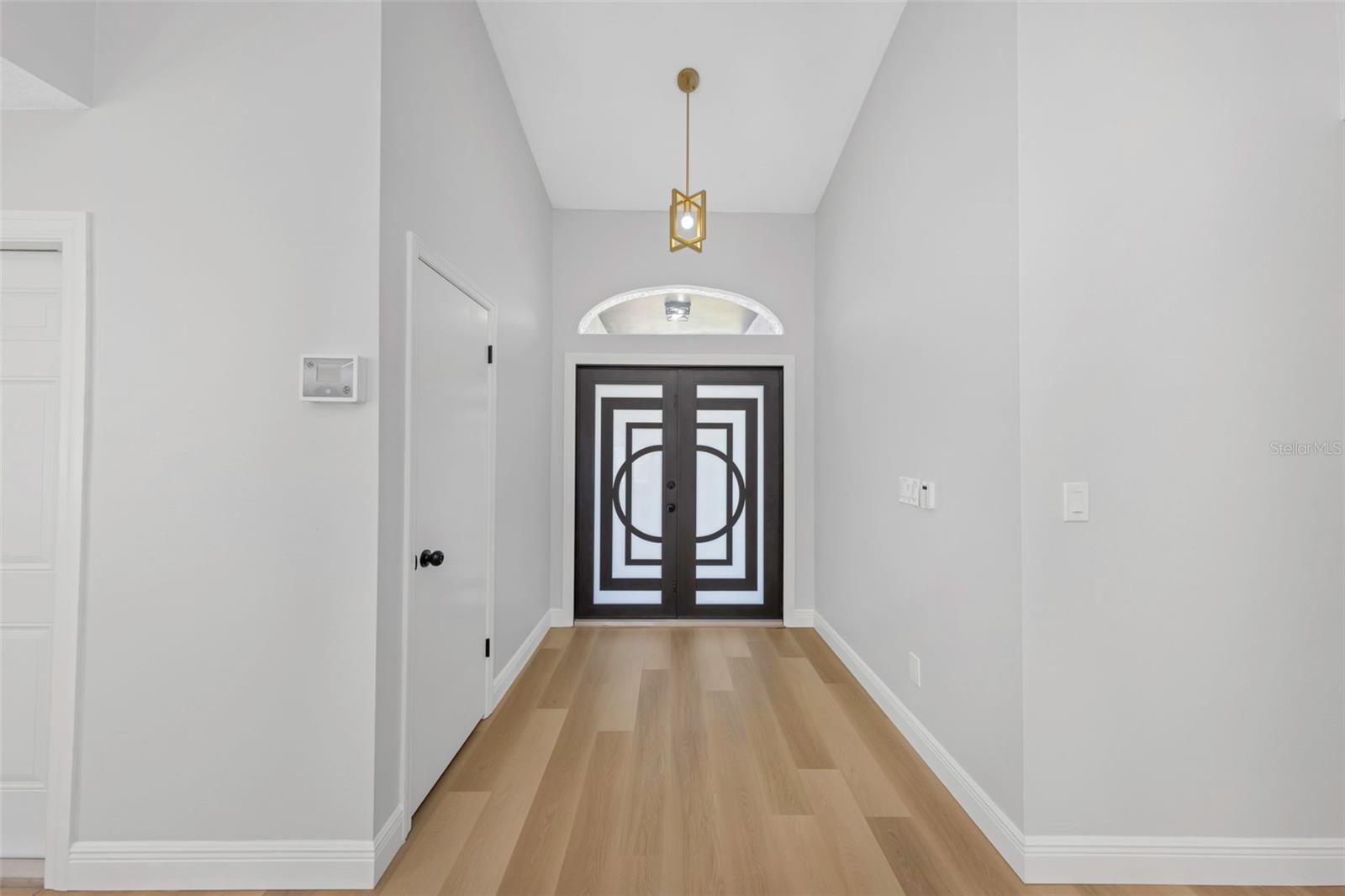 Image 9 of 54 For 8315 Temple Place