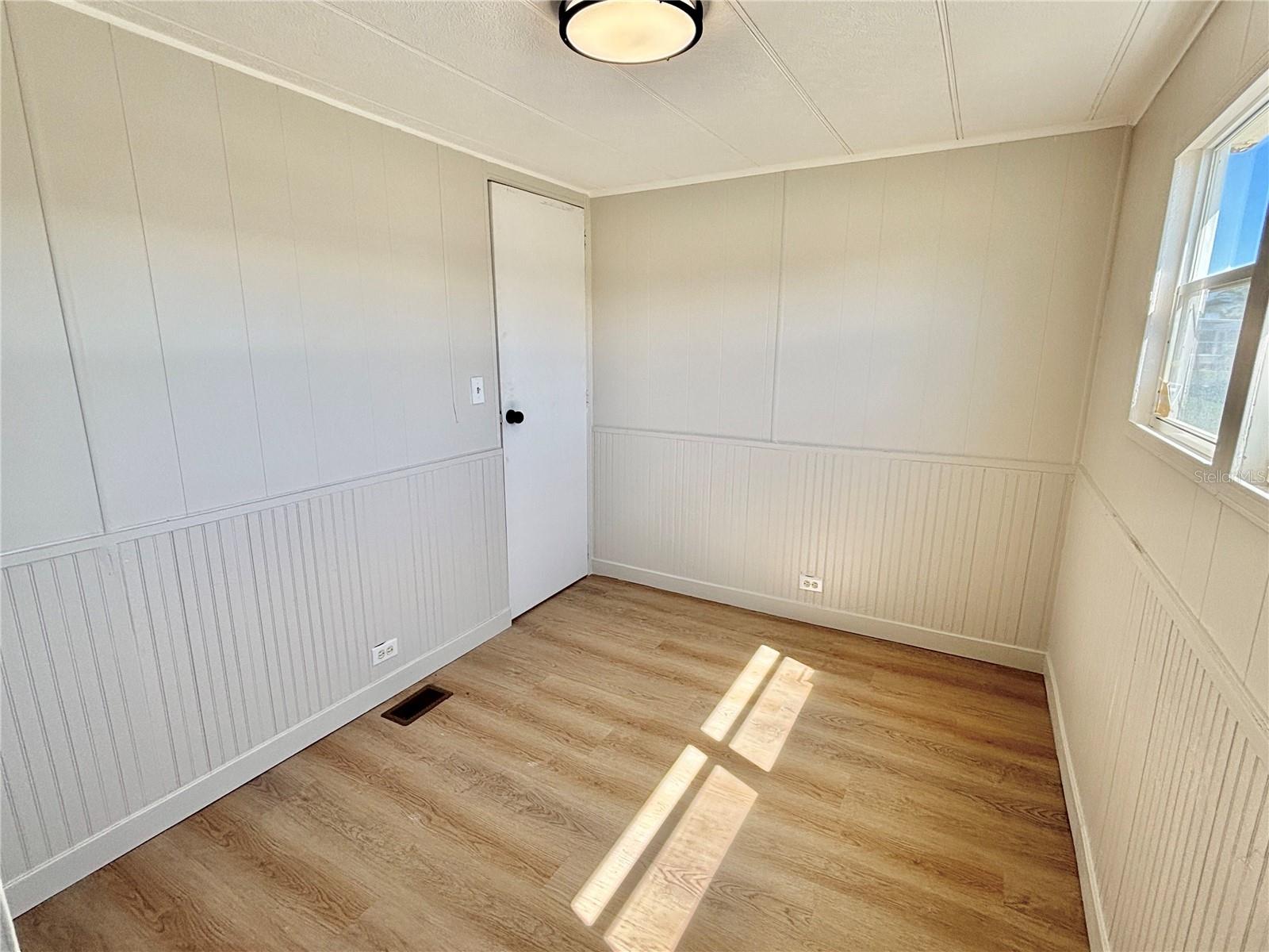 Listing photo id 12 for 7028 Mount Jupiter Drive Ne 601