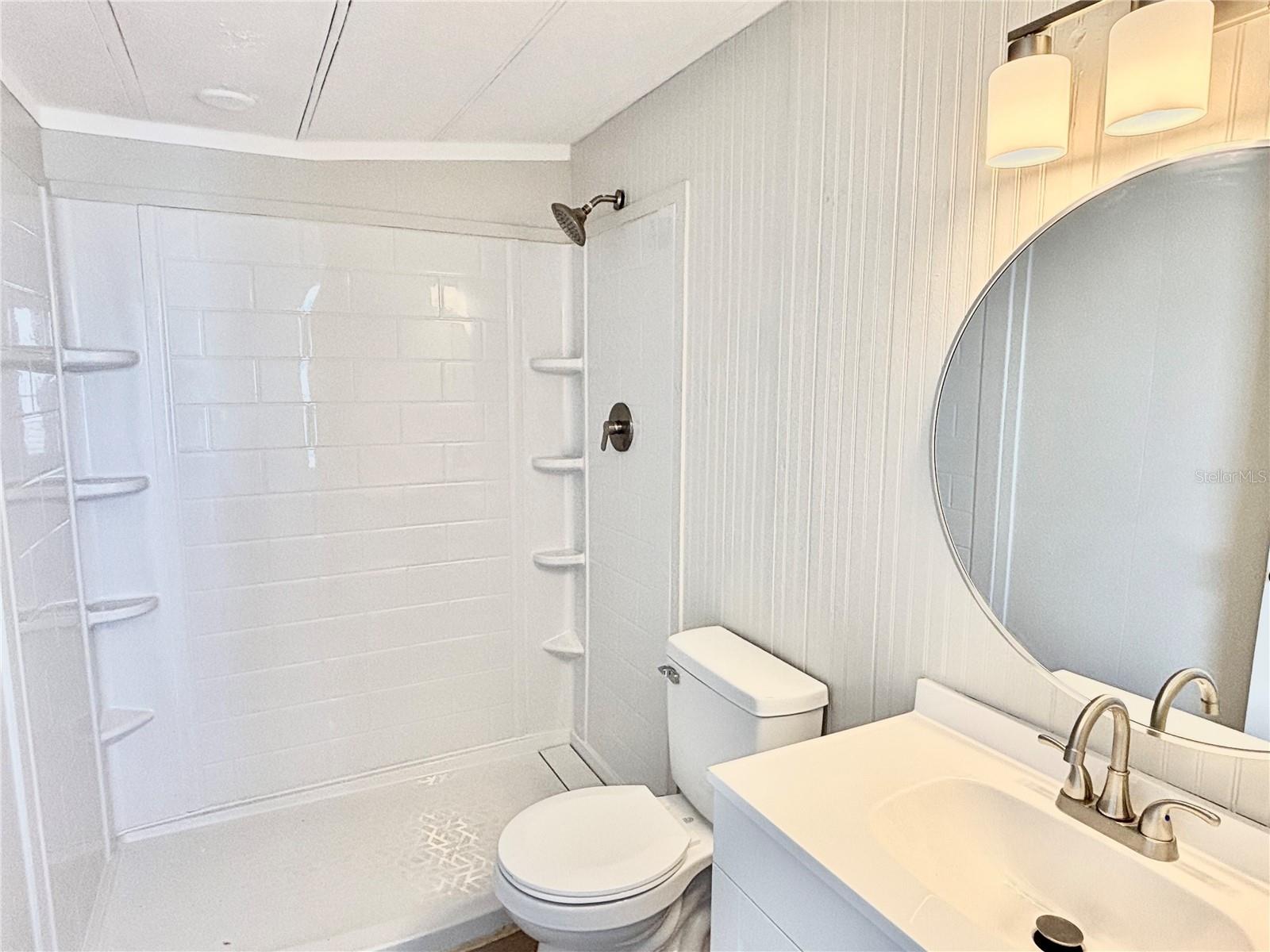 Listing photo id 13 for 7028 Mount Jupiter Drive Ne 601