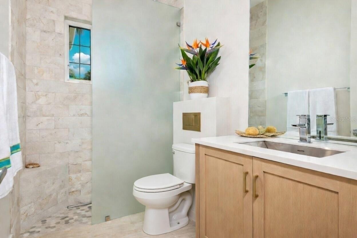 Image 7 of 36 For 16526 Cup Court