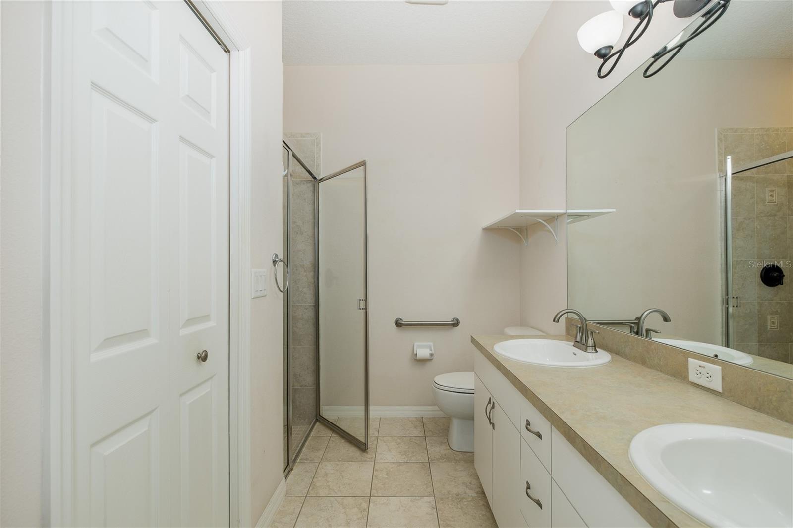 Image 22 of 41 For 11142 Port Douglas Drive