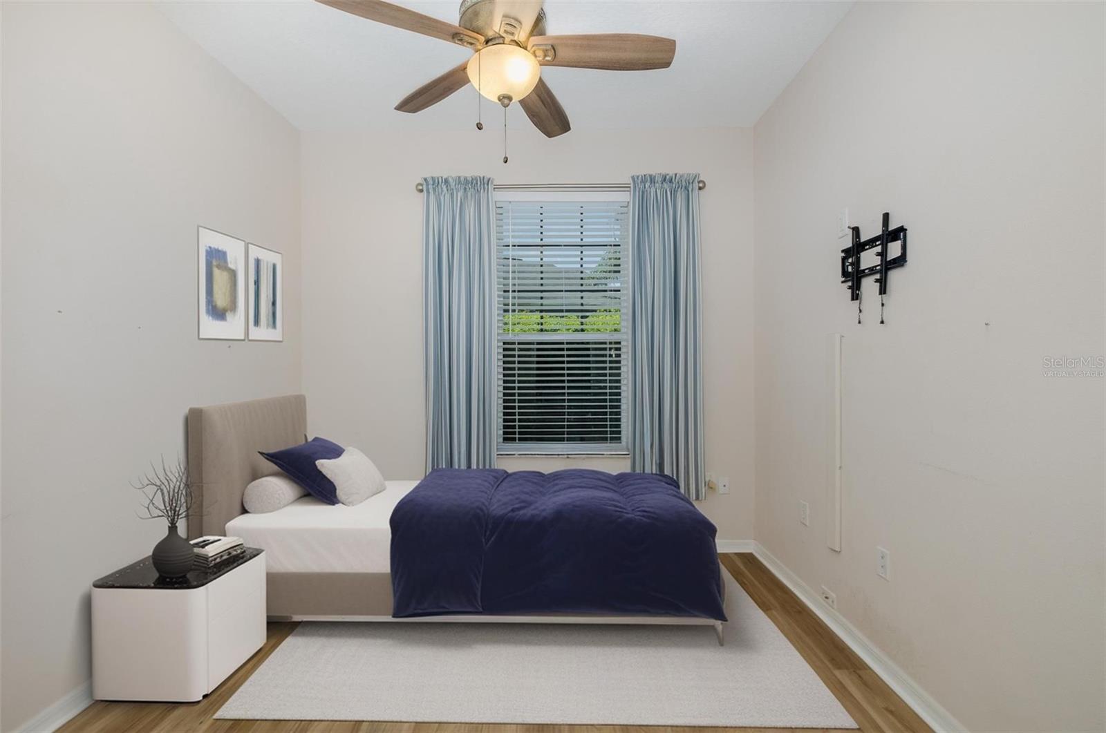 Image 26 of 41 For 11142 Port Douglas Drive