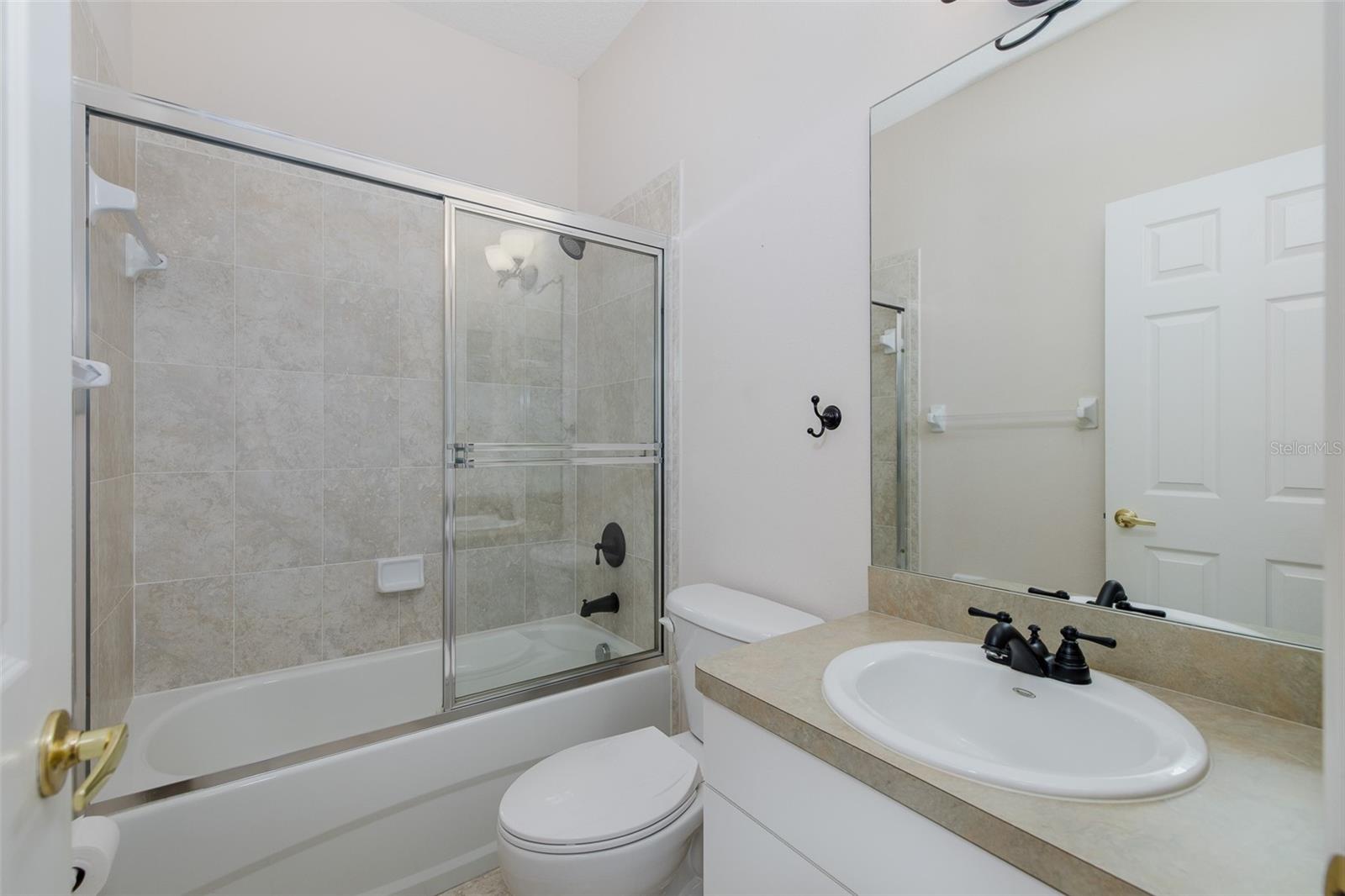 Image 28 of 41 For 11142 Port Douglas Drive