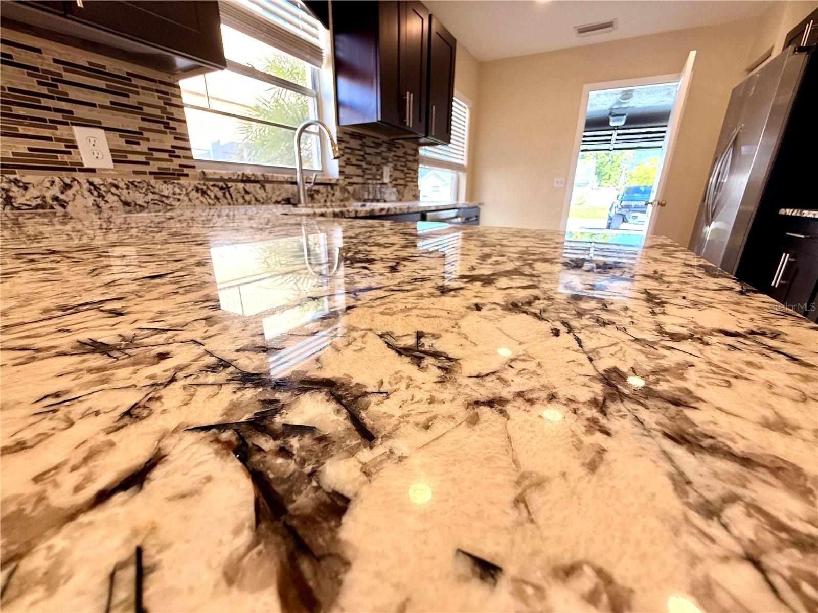 Image 19 of 45 For 9026 Dixiana Villa Cir