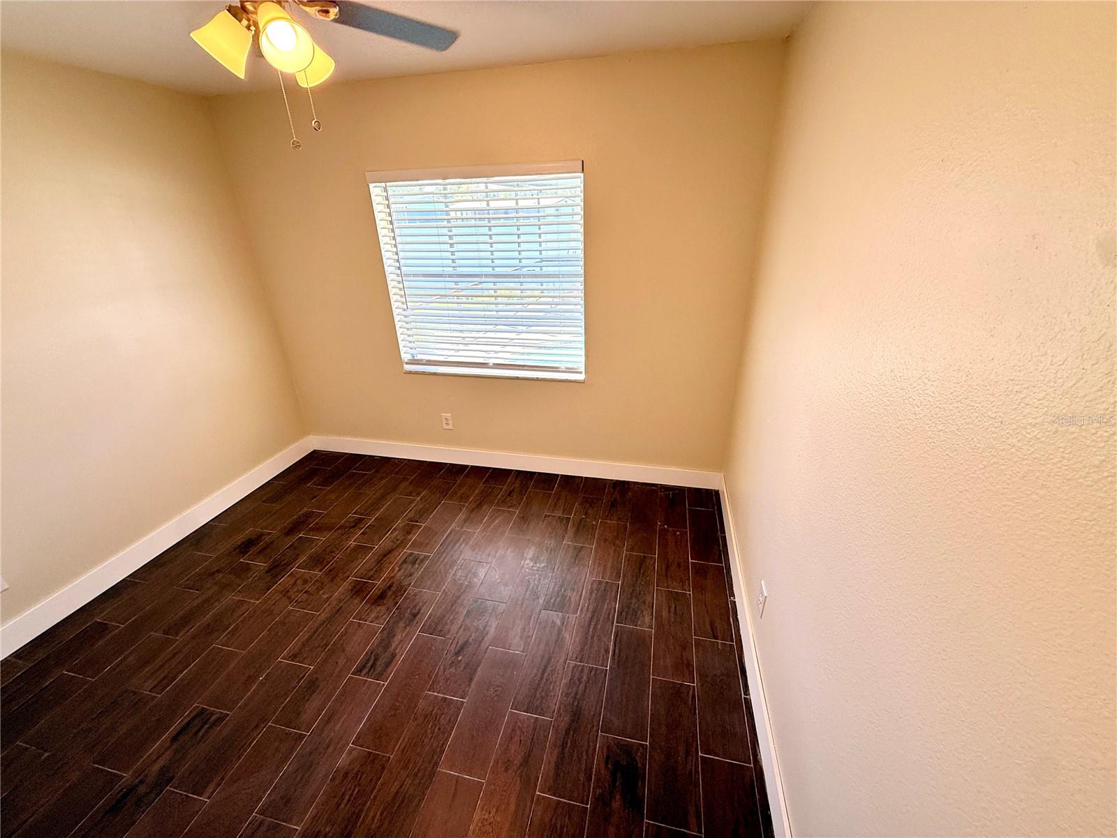 Image 35 of 45 For 9026 Dixiana Villa Cir