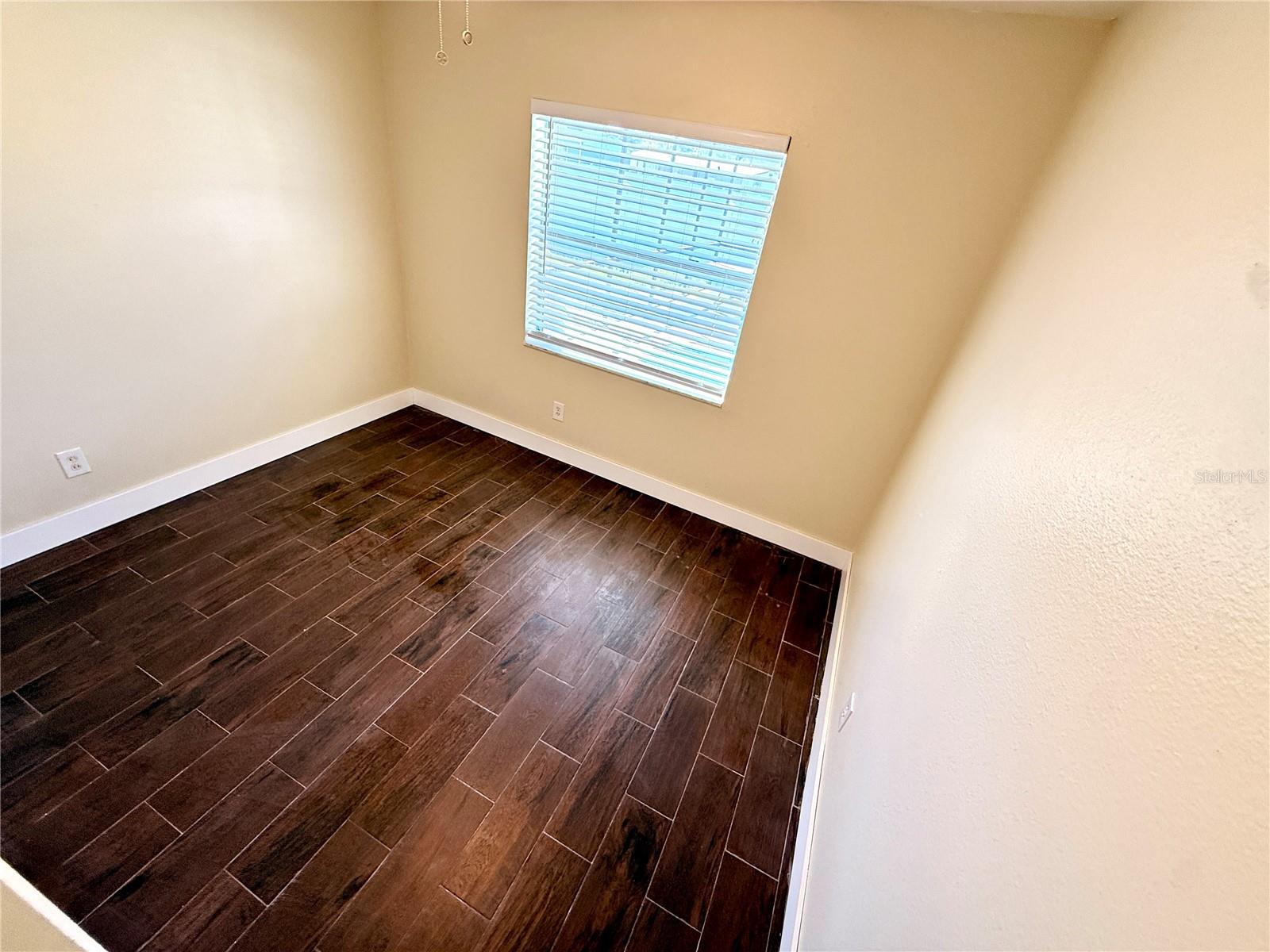 Image 38 of 45 For 9026 Dixiana Villa Cir