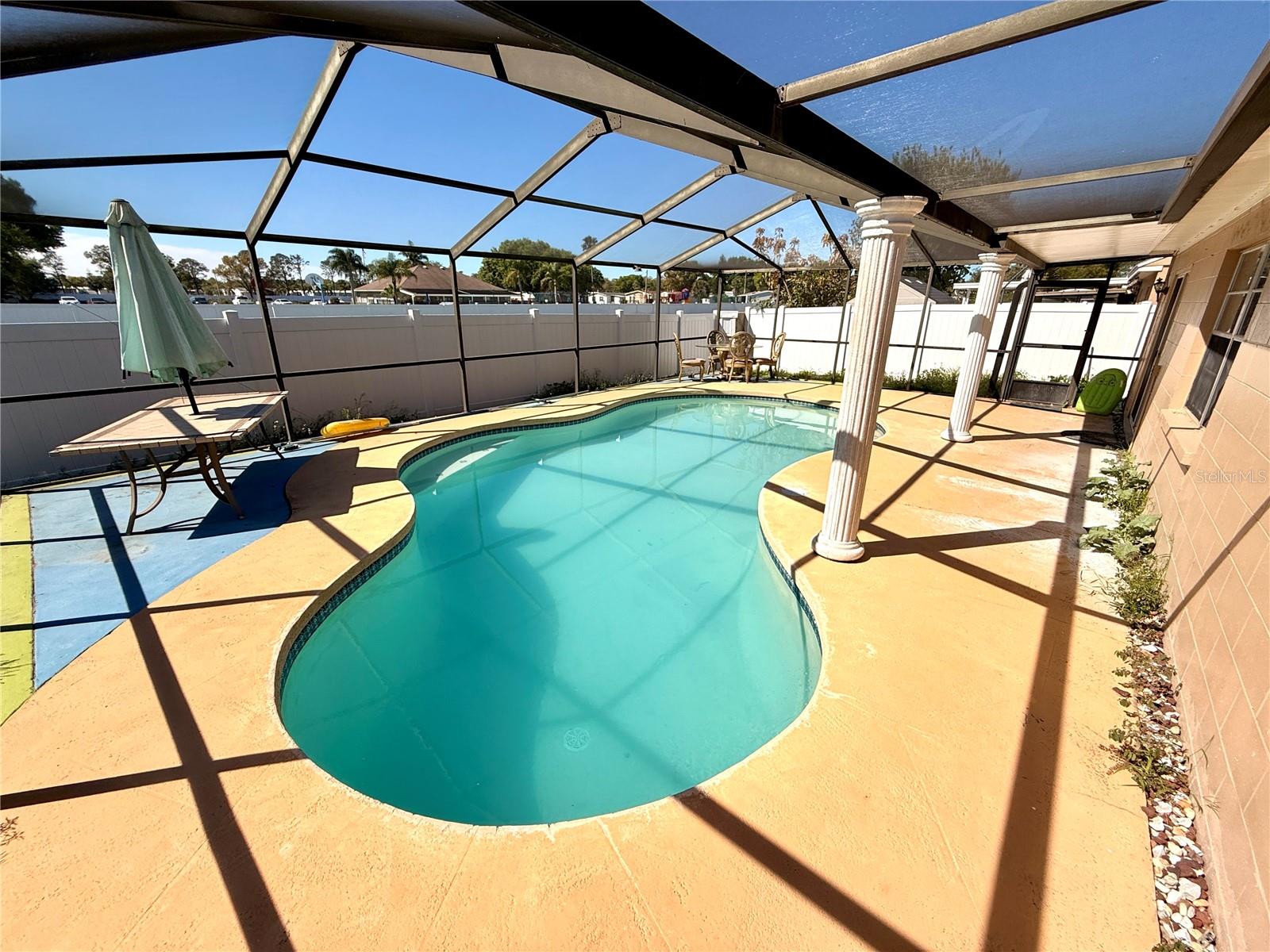 Image 42 of 45 For 9026 Dixiana Villa Cir