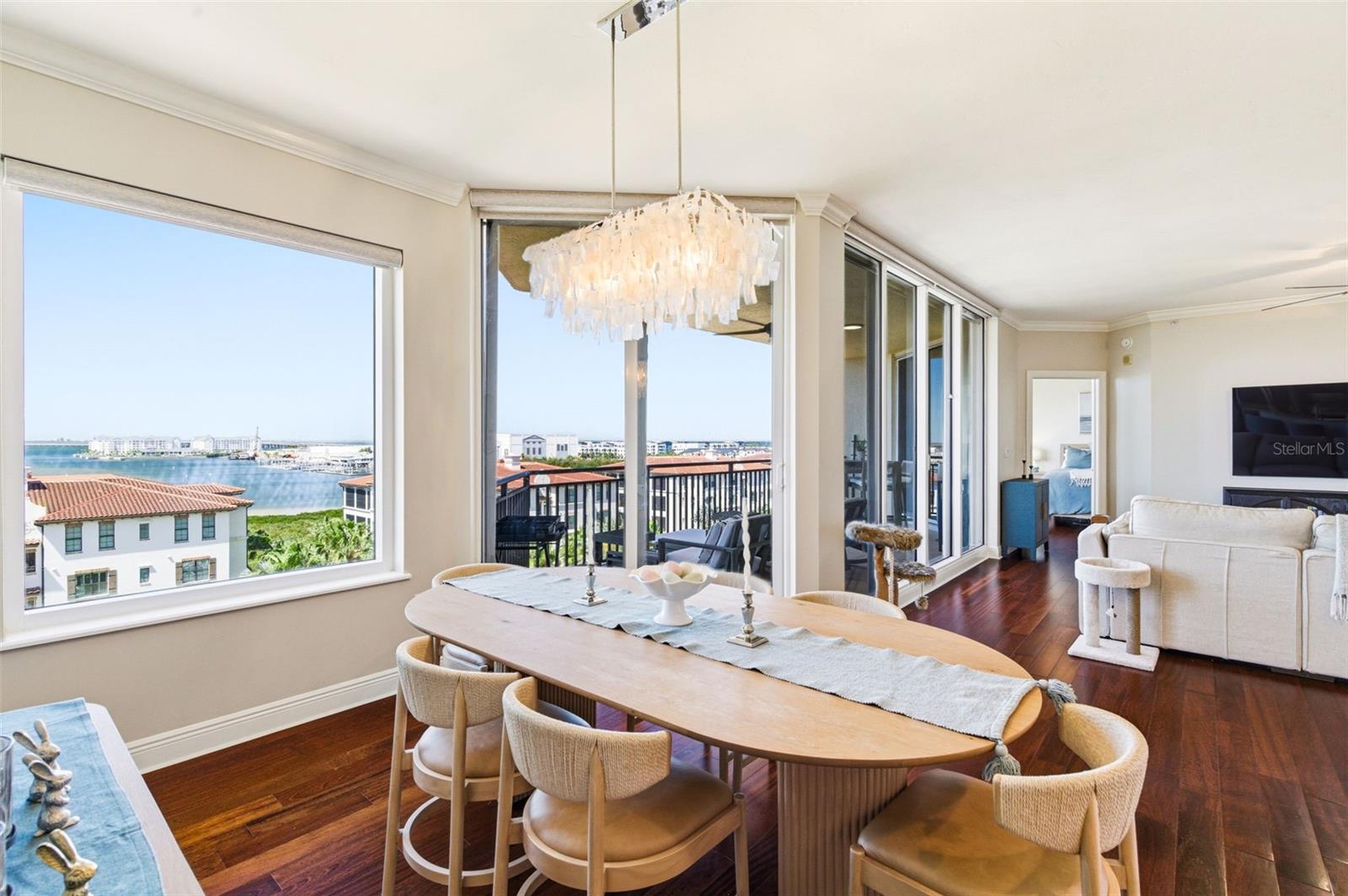 Image 14 of 49 For 5823 Bowen Daniel Drive 702