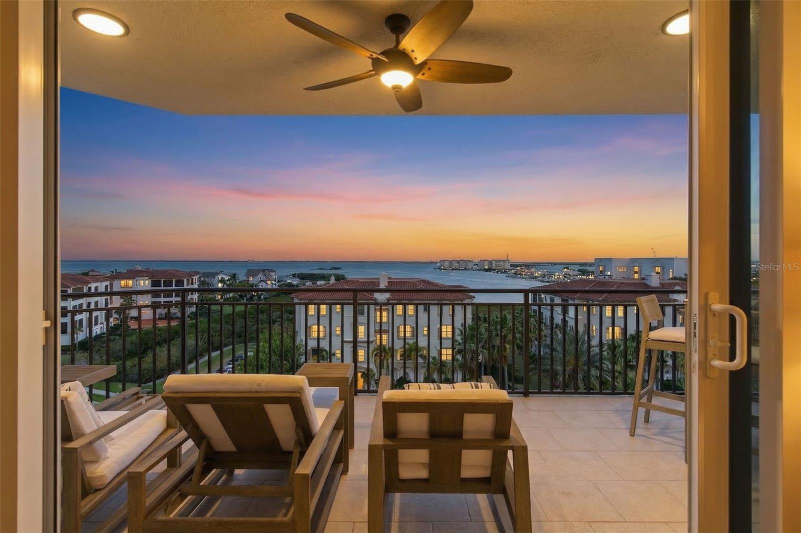 Image 17 of 49 For 5823 Bowen Daniel Drive 702