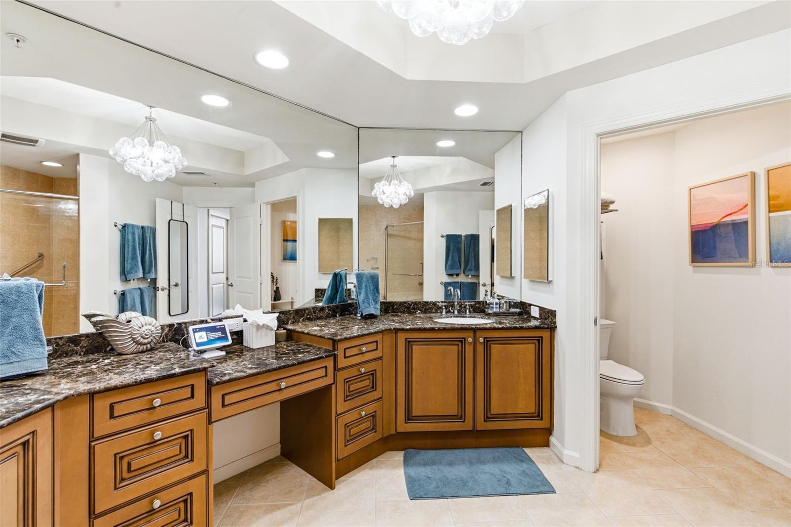 Image 29 of 49 For 5823 Bowen Daniel Drive 702