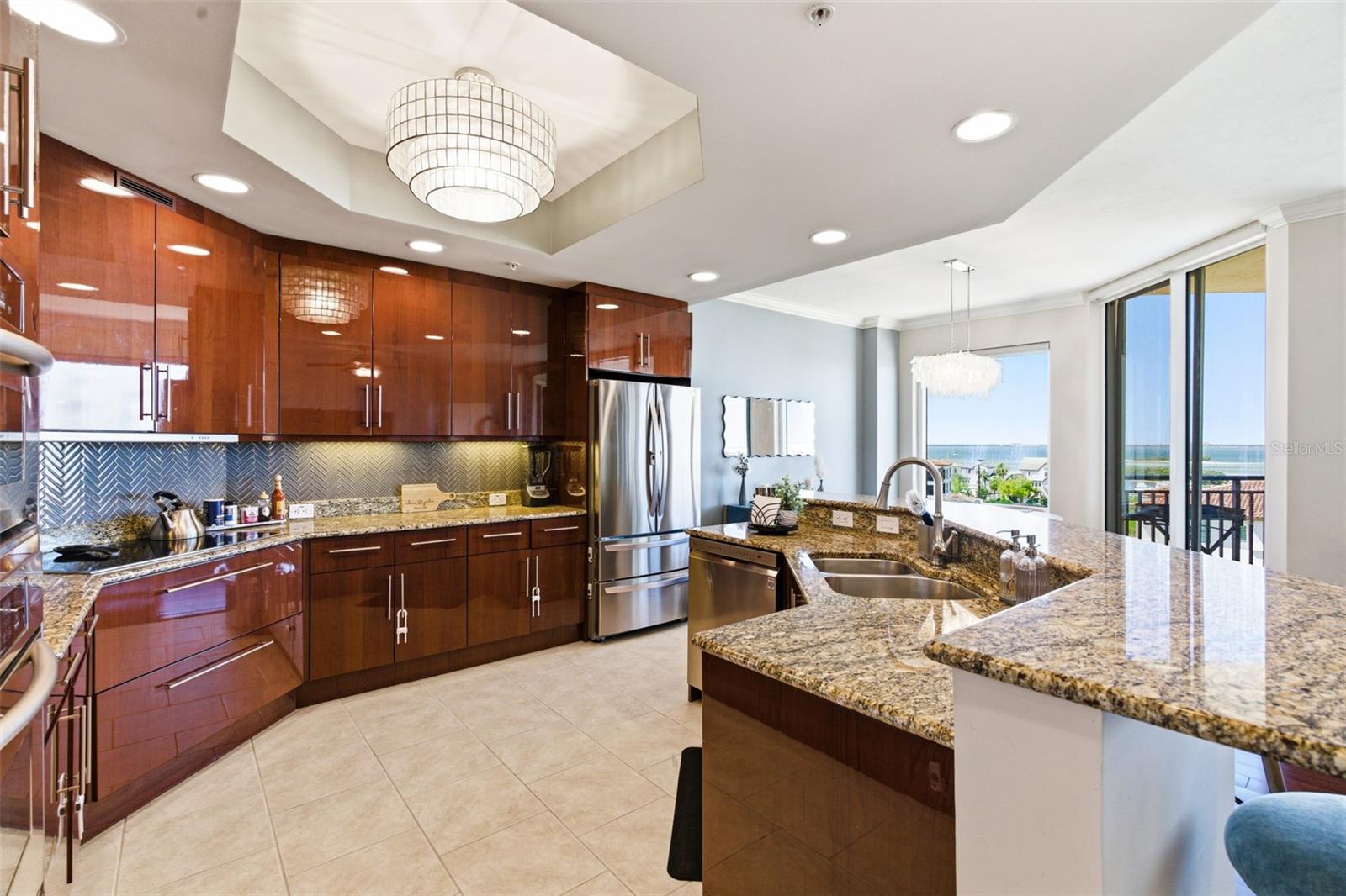 Image 8 of 49 For 5823 Bowen Daniel Drive 702