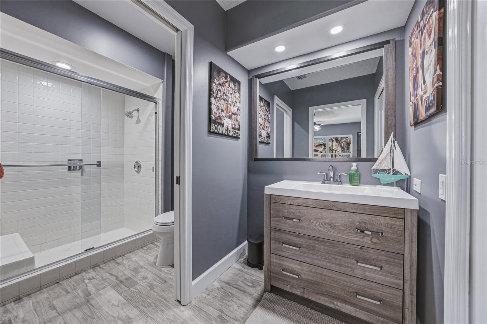 Image 21 of 98 For 17820 Grey Brooke Drive