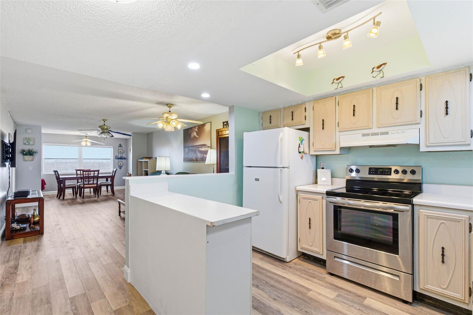 Image 2 of 42 For 801 83rd Avenue N 510