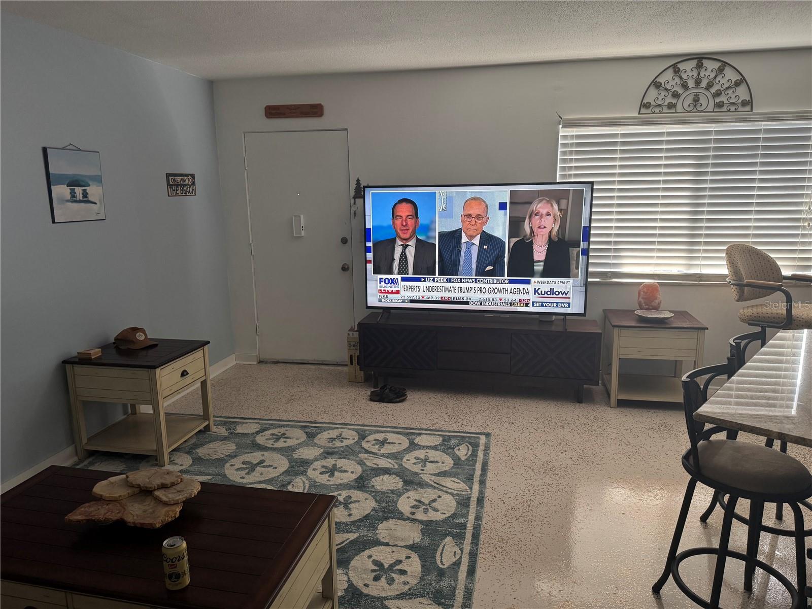 Image 9 of 10 For 525 Manatee Court 21