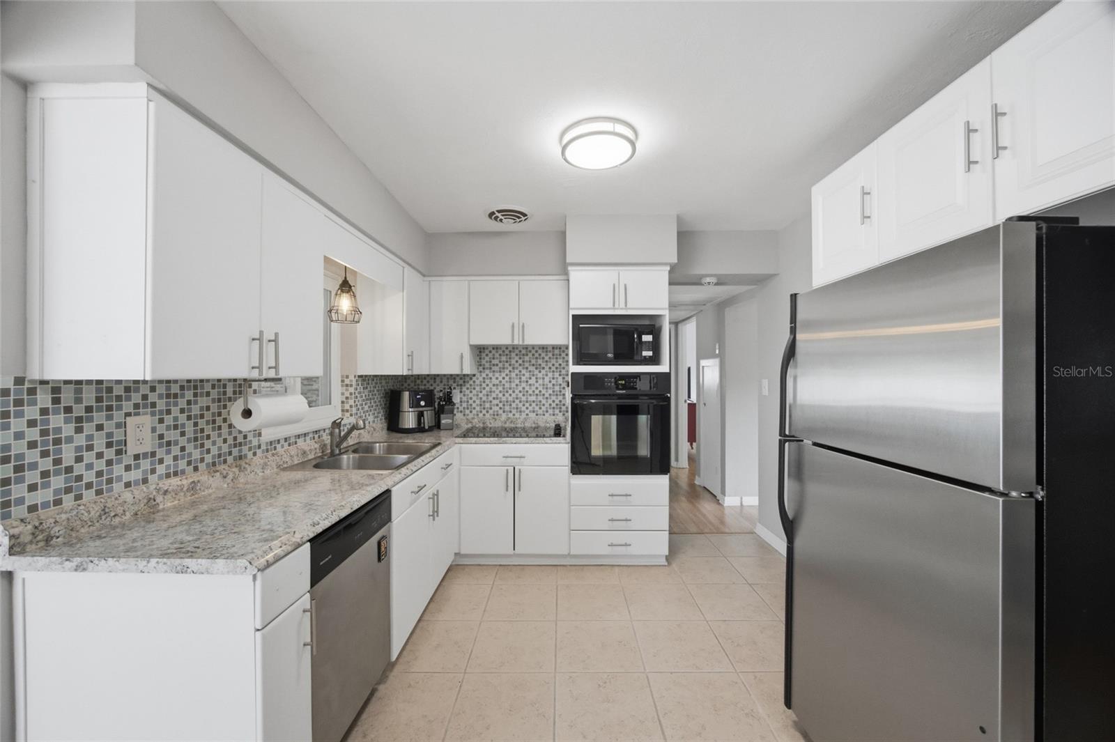 Image 15 of 47 For 5275 32nd Avenue N