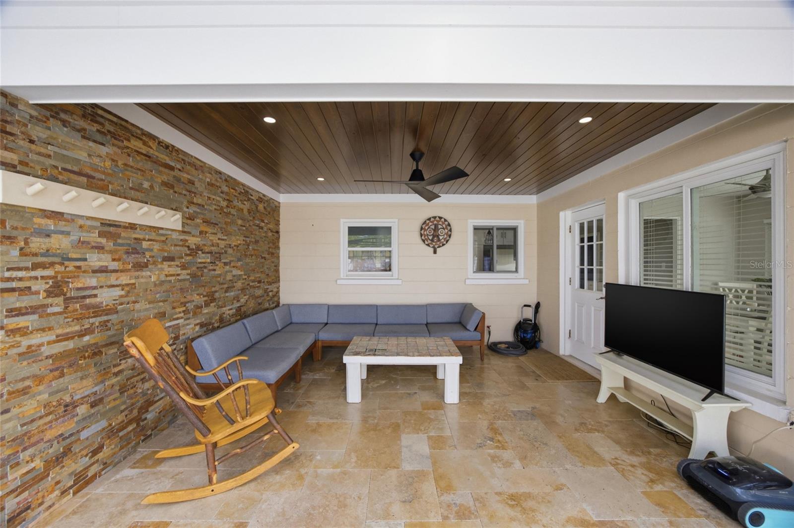 Image 30 of 47 For 5275 32nd Avenue N