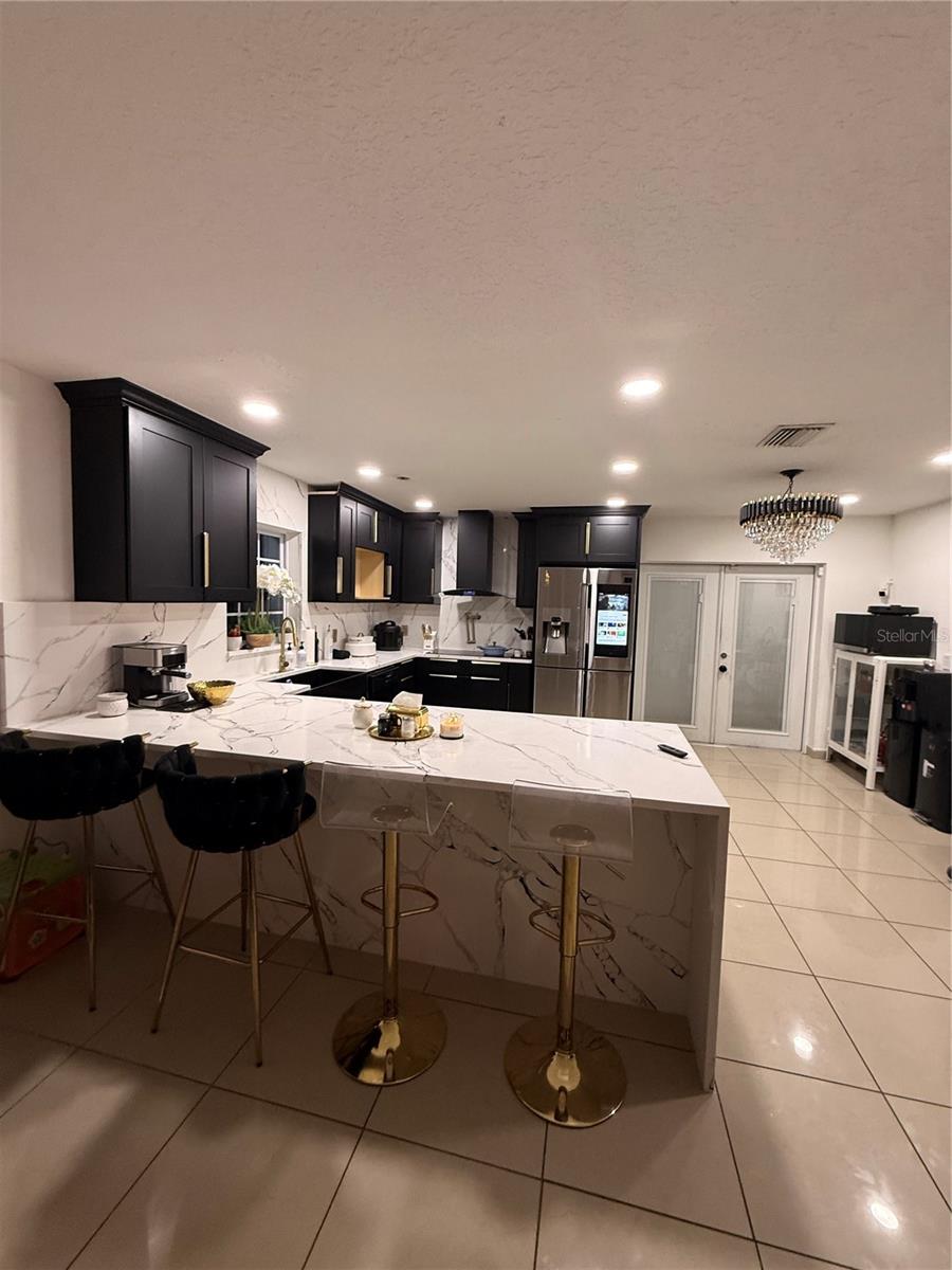 Image 5 of 12 For 1305 Louise Avenue