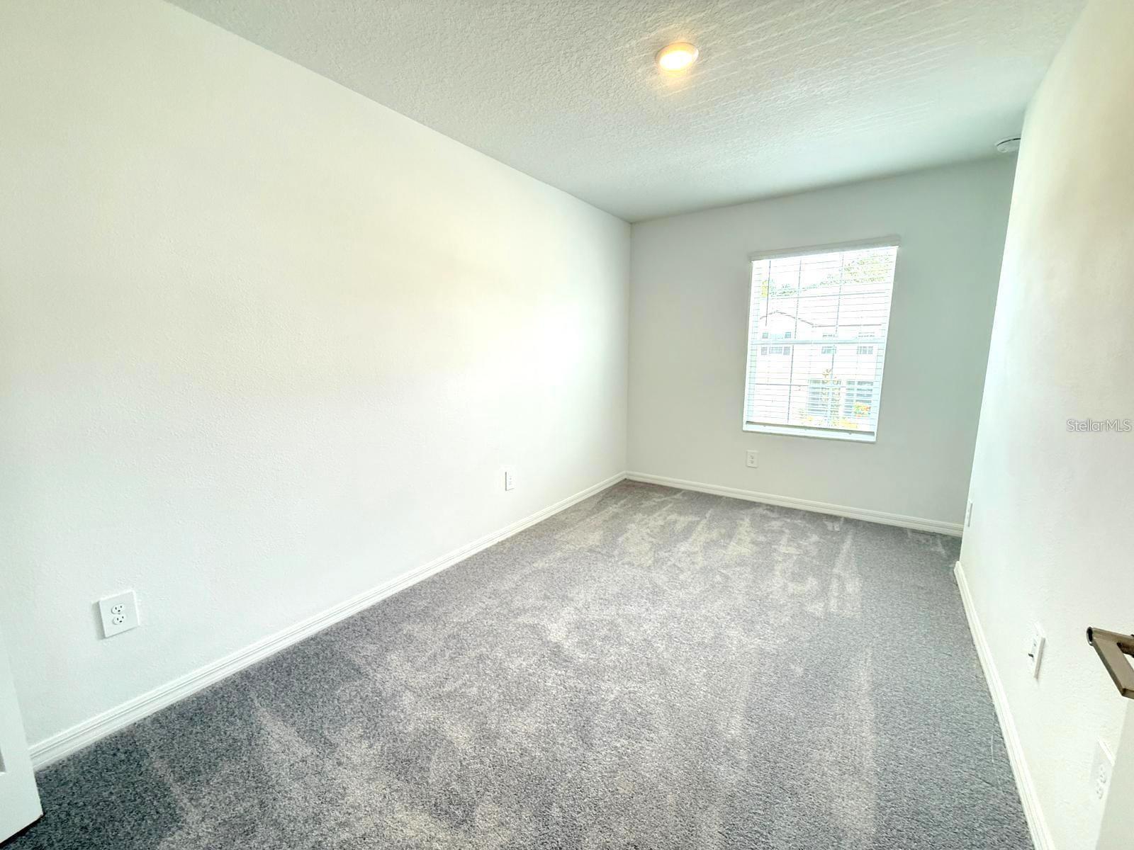 Image 12 of 22 For 10171 Trumpet Honeysuckle Way