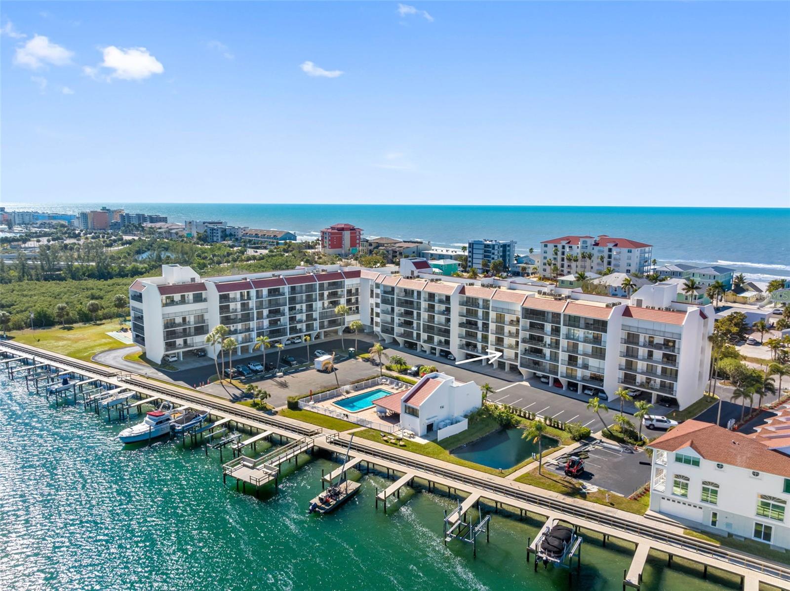 Image 10 of 58 For 19111 Vista Bay Drive 204