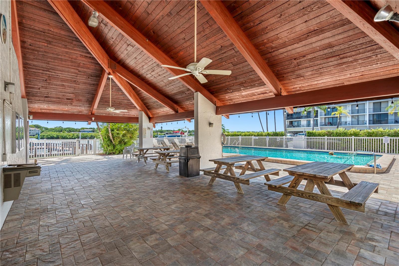 Image 16 of 58 For 19111 Vista Bay Drive 204