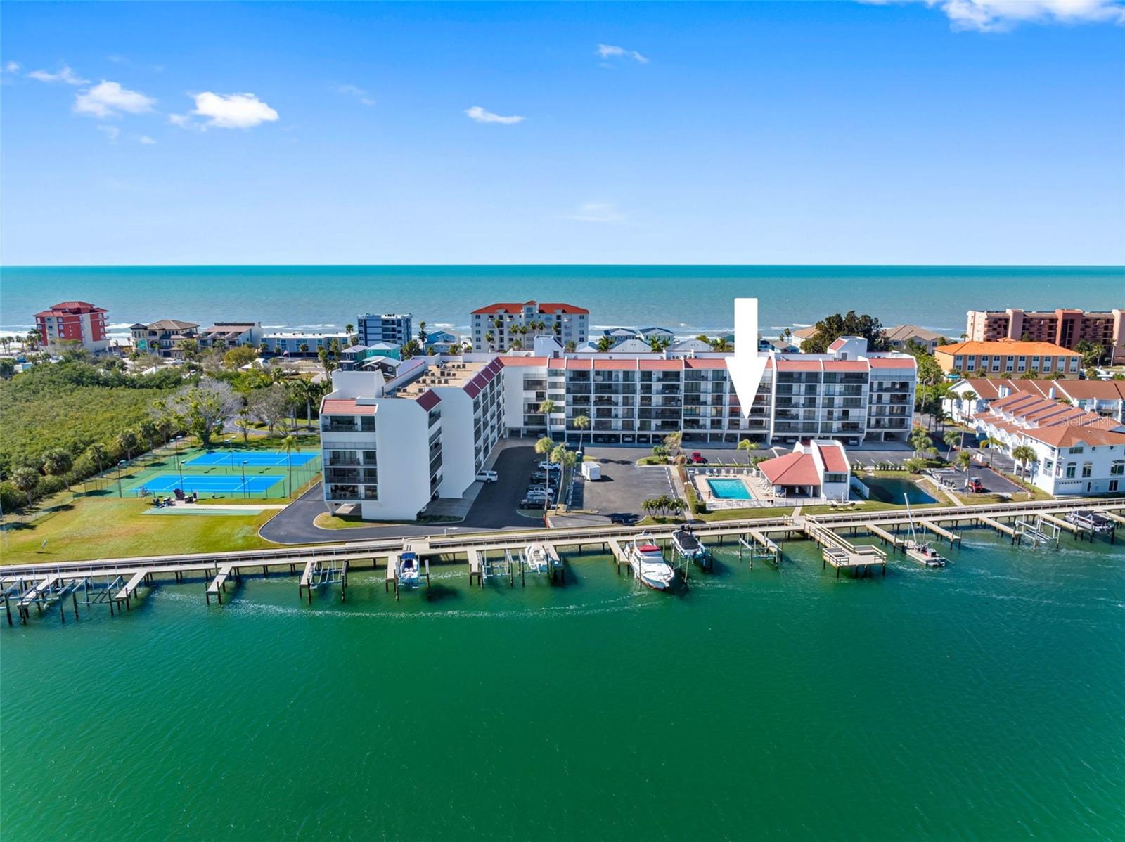 Image 17 of 58 For 19111 Vista Bay Drive 204