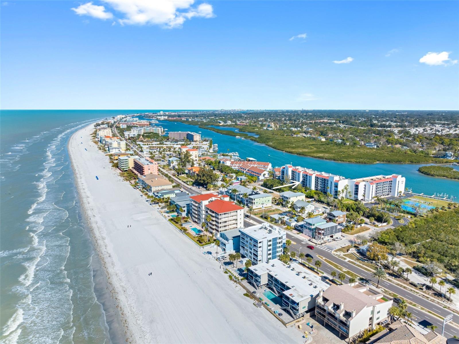 Image 43 of 58 For 19111 Vista Bay Drive 204