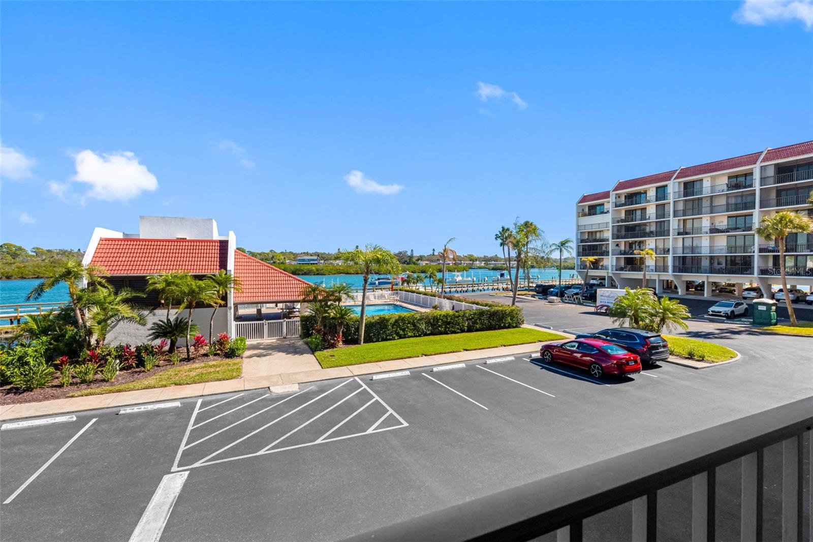 Image 9 of 58 For 19111 Vista Bay Drive 204