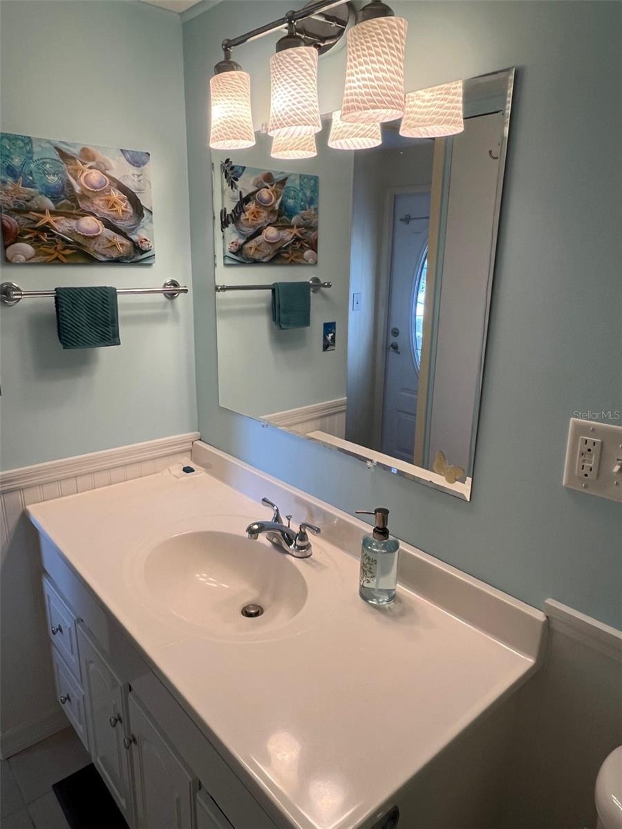 Image 24 of 31 For 37 Pindo Palm Street E