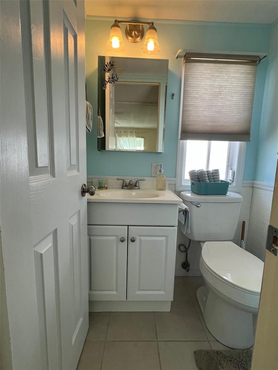 Image 29 of 31 For 37 Pindo Palm Street E