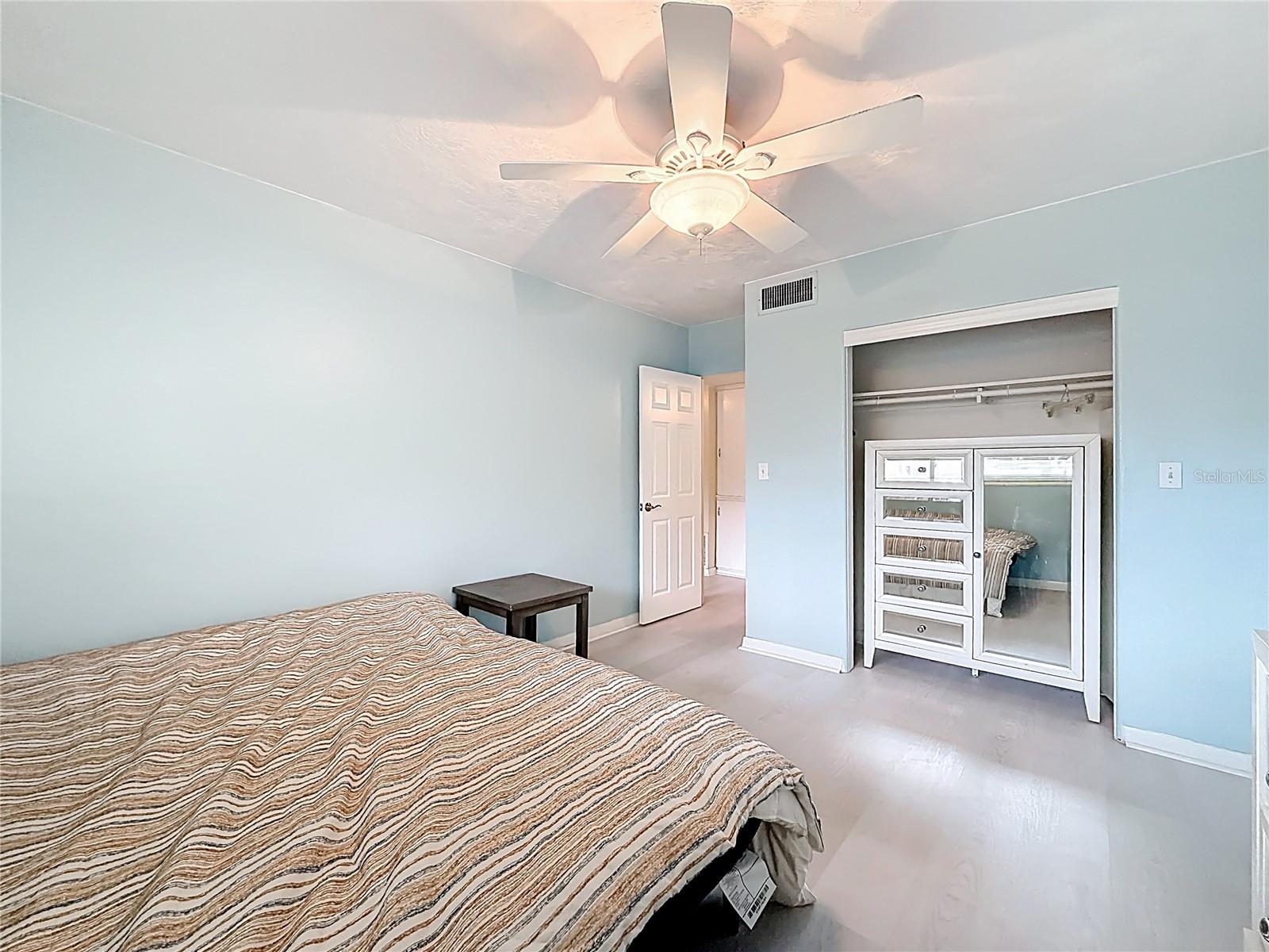 Image 13 of 24 For 6170 7th Avenue N