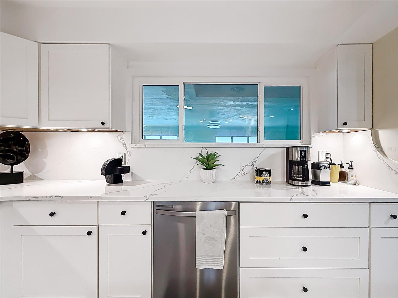 Image 9 of 24 For 6170 7th Avenue N