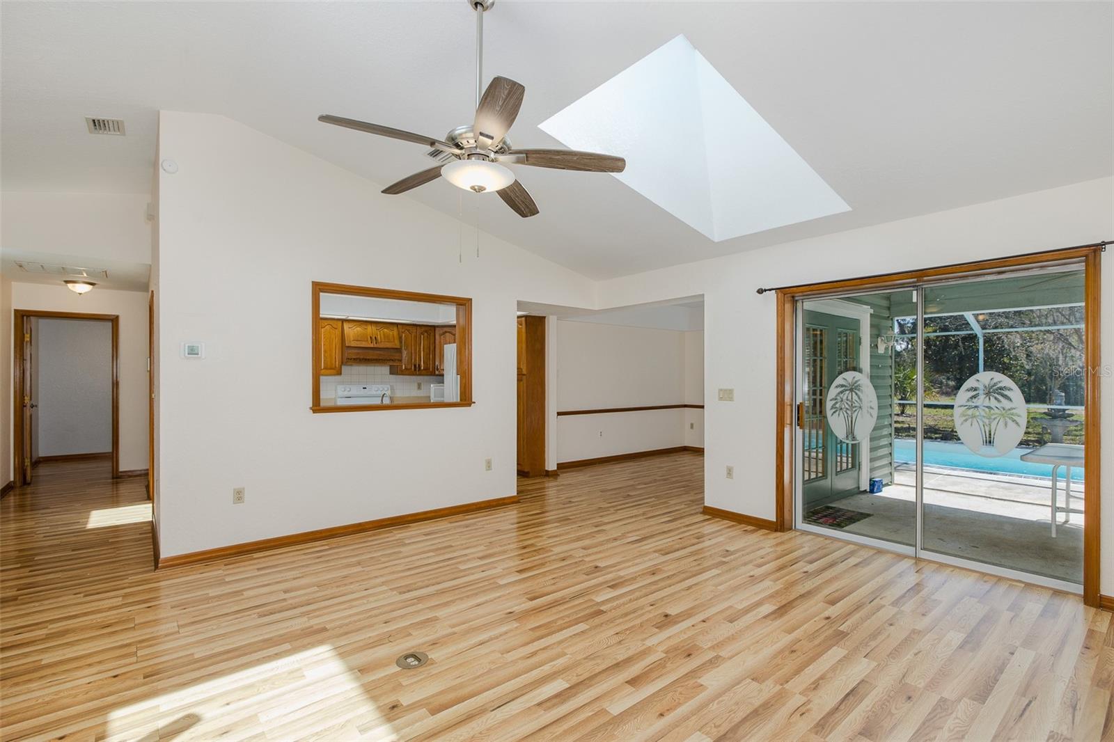 Image 11 of 53 For 9474 Dunkirk Road