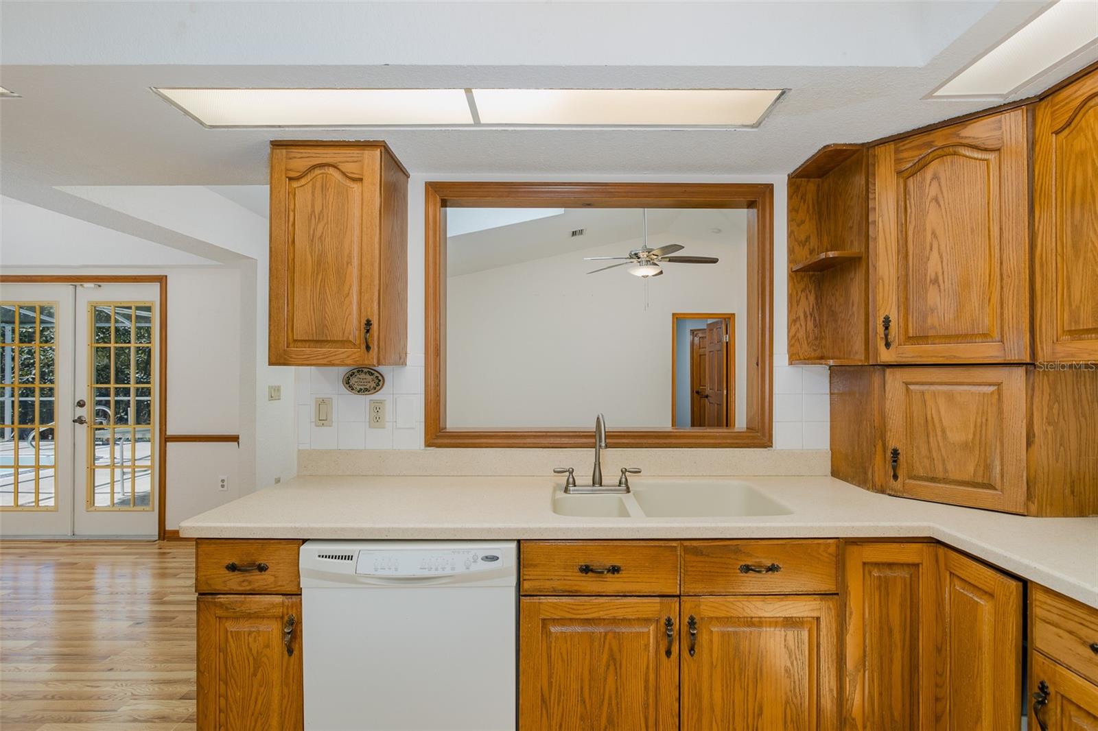 Image 18 of 53 For 9474 Dunkirk Road