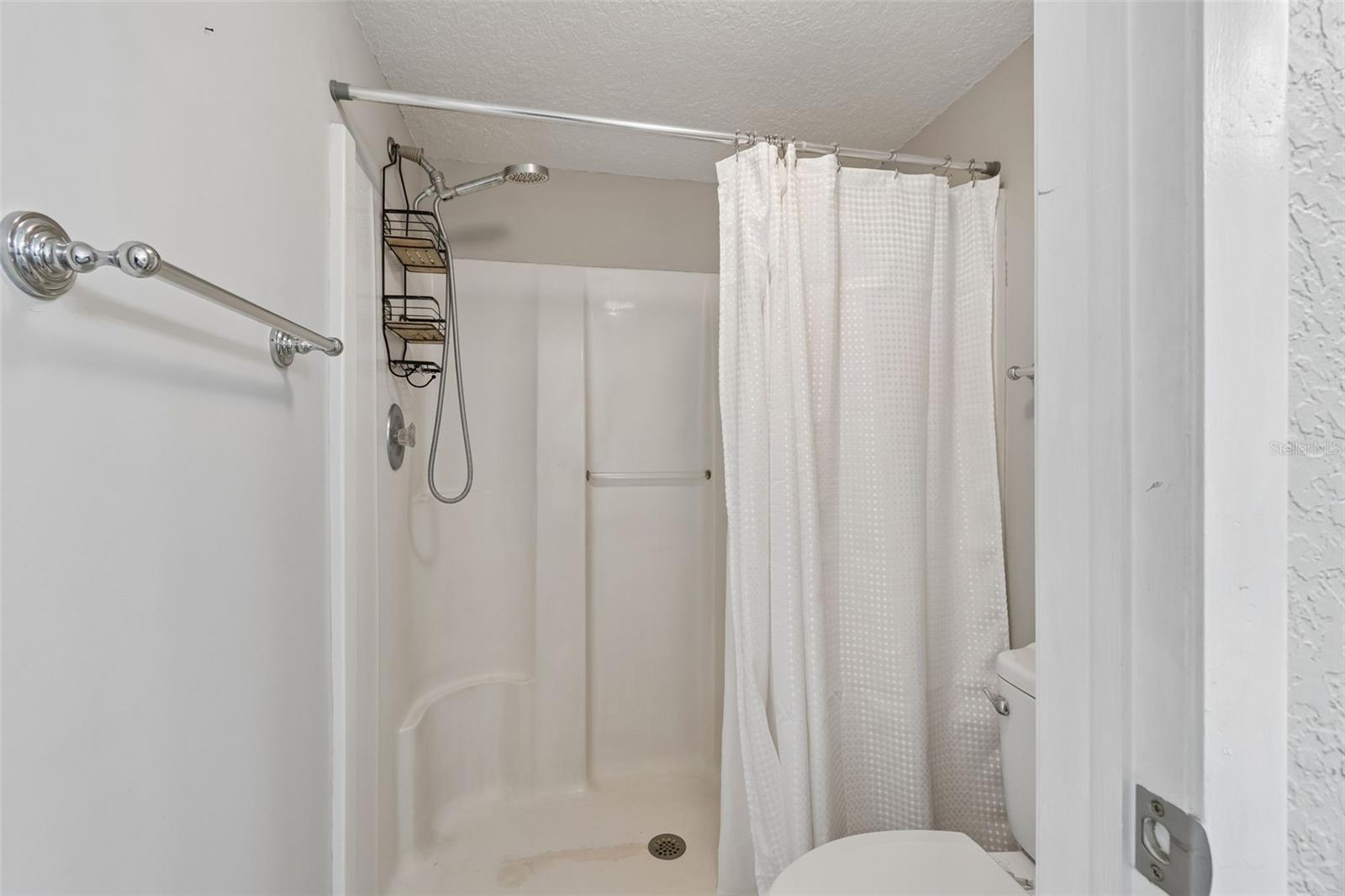 Image 37 of 99 For 900 Cove Cay Drive 5f