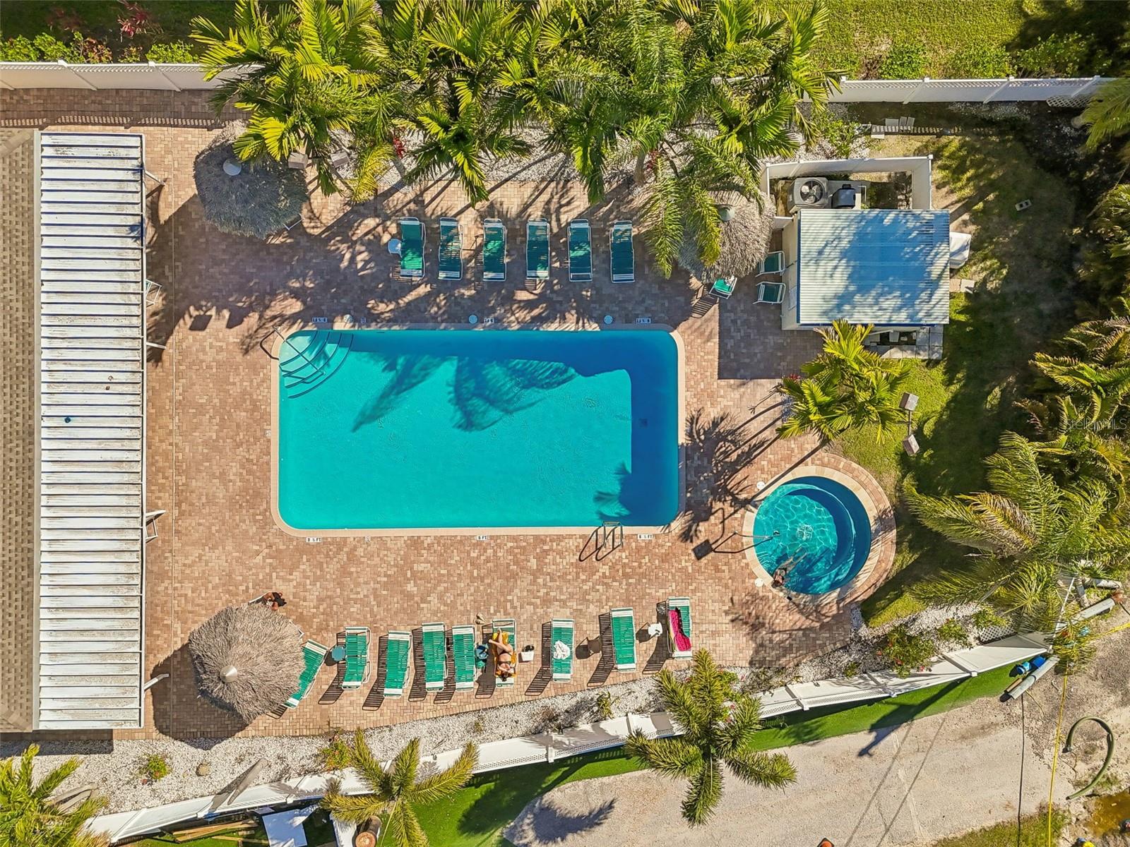 Image 53 of 99 For 900 Cove Cay Drive 5f