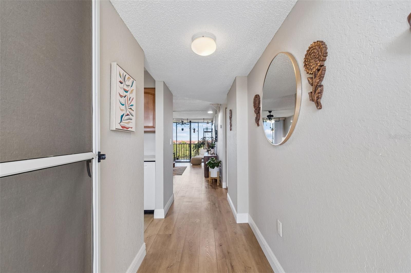 Image 7 of 99 For 900 Cove Cay Drive 5f