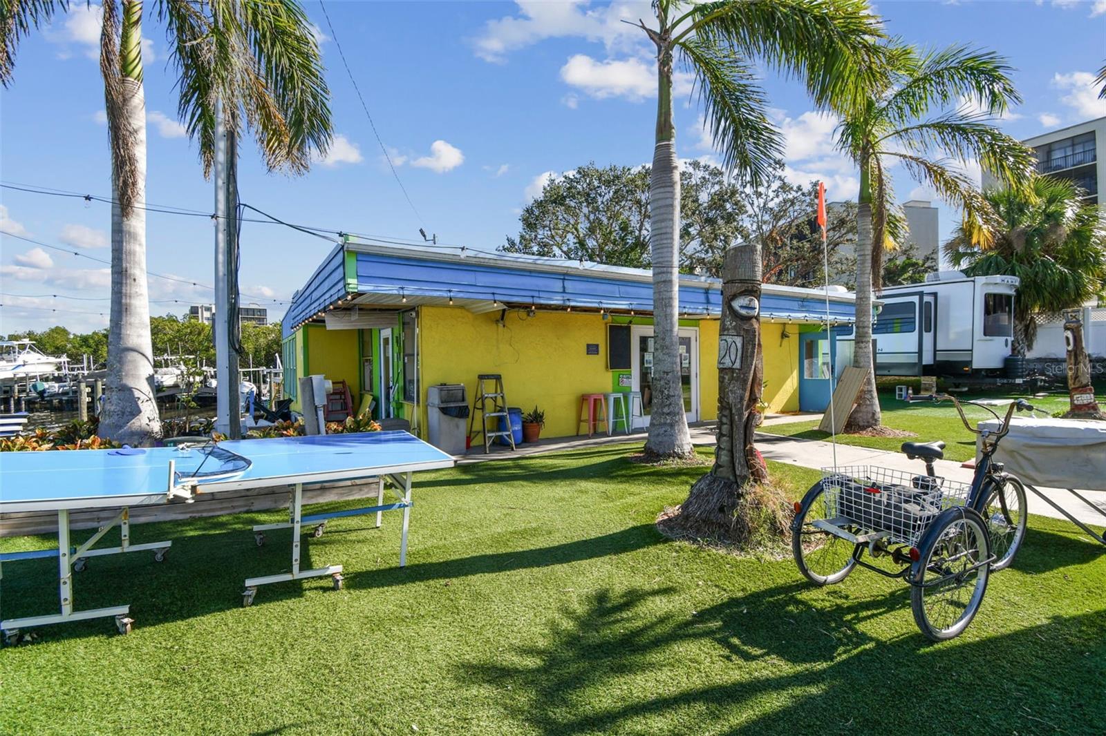 Image 87 of 99 For 900 Cove Cay Drive 5f